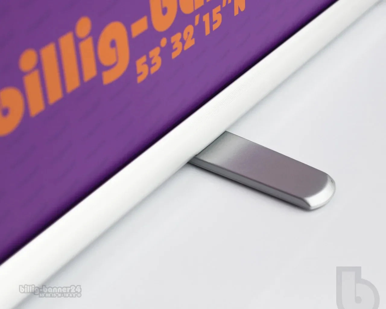 Roll-Up Triangle 100