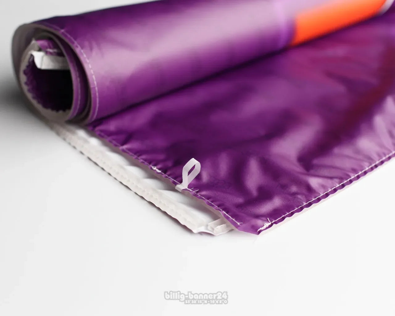 Bedruckte Stoffdrucke für Sponsorenwand bestellen | Billig-Banner24.de – Preiswert aus Hamburg